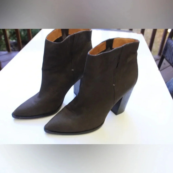 Halogen booties - Picture 11 of 12